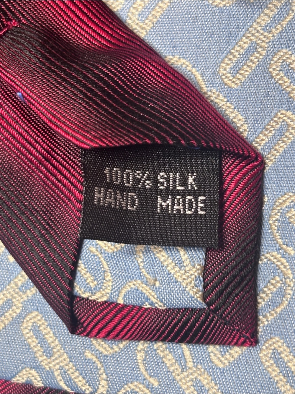 Vintage Men's Burgundy Dot Silk Tie - Picture 2 of 2